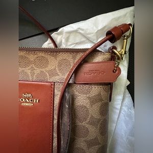 NWT COACH Kitt Messenger Crossbody